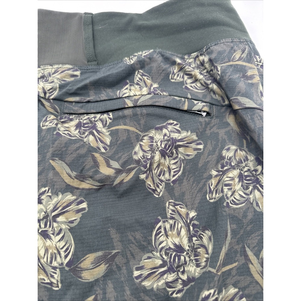 Athleta Trekkie North Printed Short Womens Size 20 Dark Floral Ripstop - Picture 9 of 10